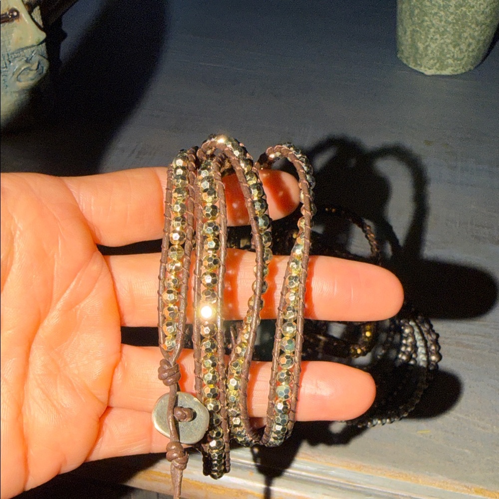Elegant Beaded Bracelet Set - Picture 7 of 8
